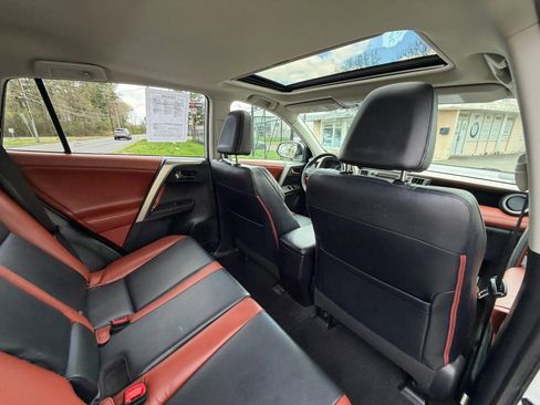 Used 2013 Toyota RAV4 Limited image 15