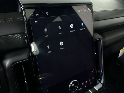 New 2026 GMC Yukon AT4 AWD/4WD image 13