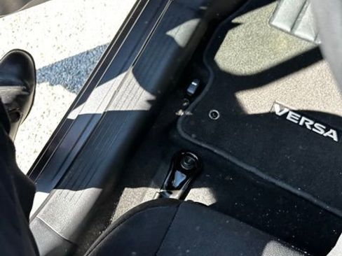 Used 2024 Nissan Versa S w/ Trunk Package image 20