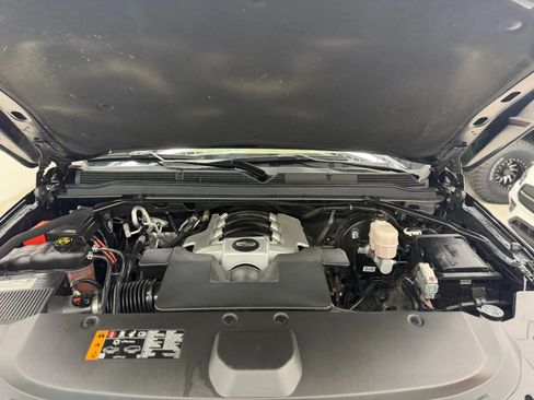 Used 2019 Cadillac Escalade Platinum AWD/4WD image 35