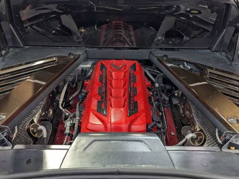 Used 2021 Chevrolet Corvette Stingray Premium Cpe w/ Z51 Performance Package RWD image 29