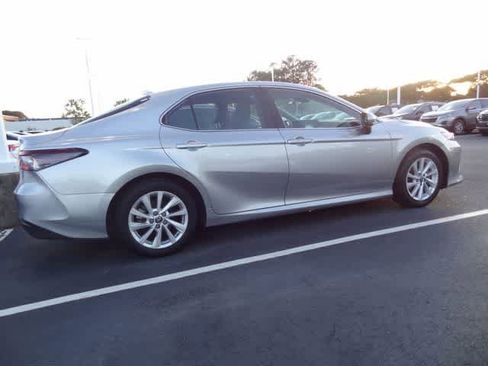 Used 2024 Toyota Camry LE FWD image 6