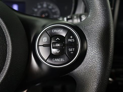 Used 2022 Kia Soul LX w/ Technology Package image 38