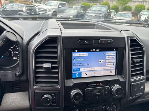 Used 2018 Ford F150 XLT w/ Equipment Group 302A Luxury AWD/4WD image 6