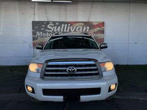 Used 2017 Toyota Sequoia Platinum image 8