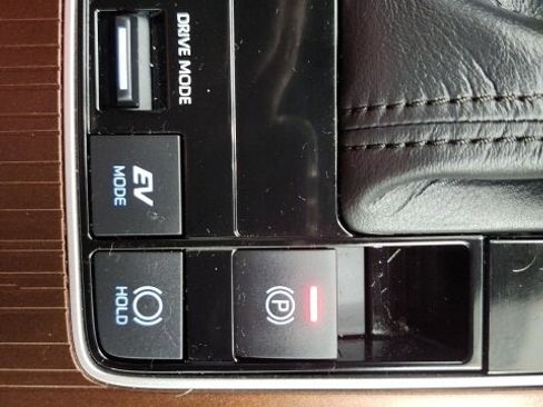 Certified 2022 Toyota Sienna XLE image 67