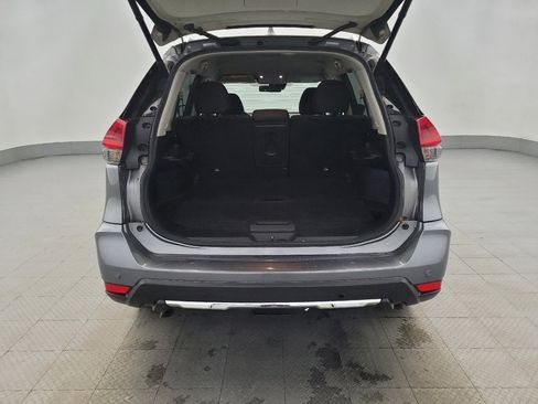 Used 2019 Nissan Rogue SV image 29