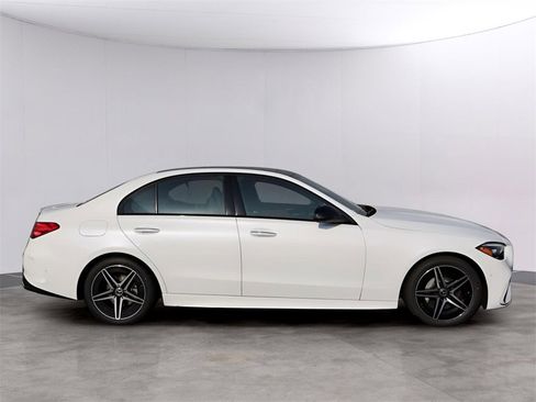 Used 2025 Mercedes-Benz C 300 4MATIC Sedan image 12