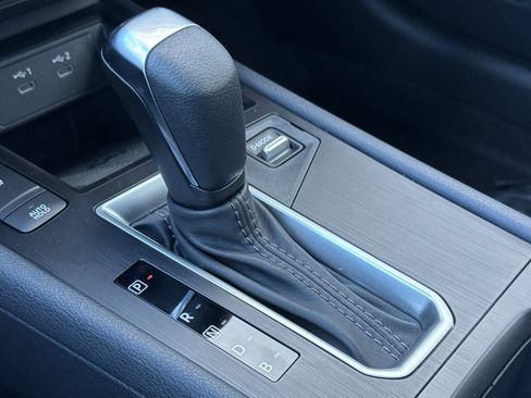 New 2026 Nissan Kicks SV w/ SV Premium Package image 18