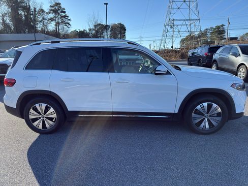 Used 2023 Mercedes-Benz EQB 300 EQB 300 image 4