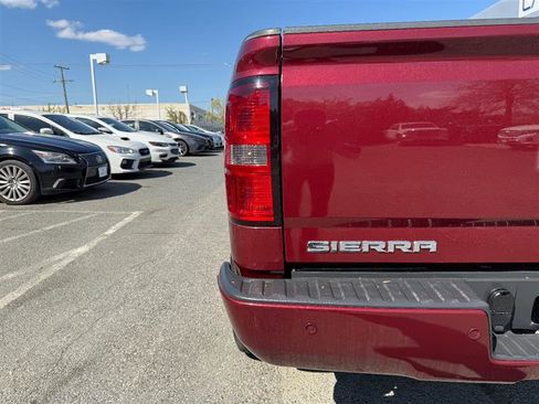 Used 2014 GMC Sierra 1500 SLE image 9