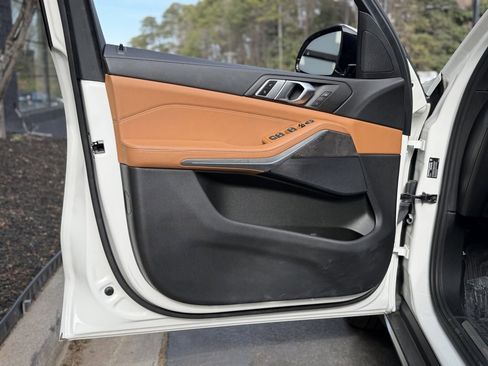 Used 2021 BMW X5 xDrive40i w/ Convenience Package image 29