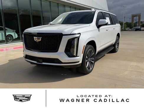 Used 2025 Cadillac Escalade ESV Sport AWD/4WD image 1