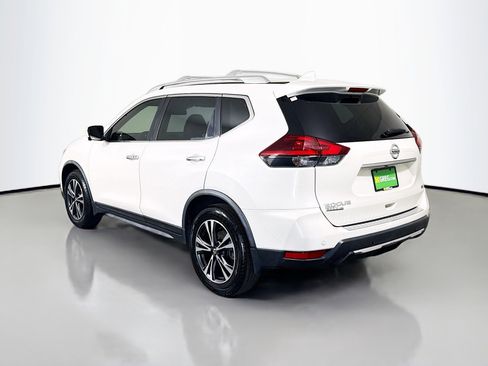 Used 2019 Nissan Rogue SV w/ Premium Package image 7