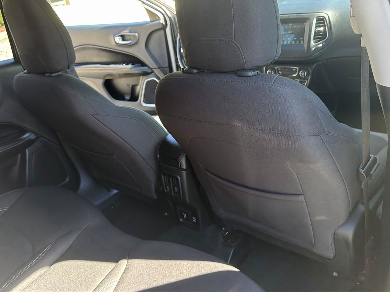 Used 2019 Jeep Compass Sport w/ Cold Weather Group AWD/4WD image 35