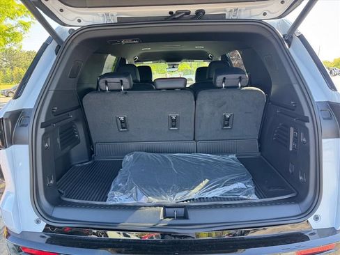 New 2026 Chevrolet Traverse RS FWD image 7