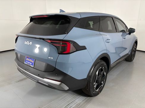 New 2026 Kia Sportage S image 8