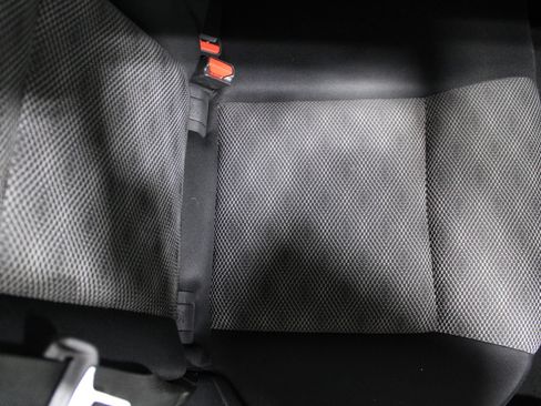 Used 2021 Nissan Rogue Sport SV FWD image 22