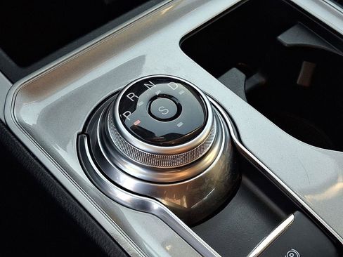 Used 2024 Ford Edge SEL image 14