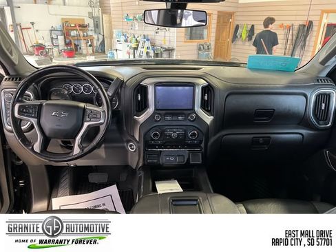 Used 2021 Chevrolet Silverado 1500 RST w/ Diesel Off-Road Package AWD/4WD image 24
