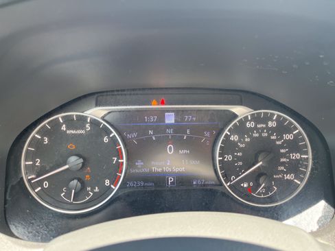 Used 2024 Nissan Altima 2.5 SV w/ SV Premium Package AWD/4WD image 19