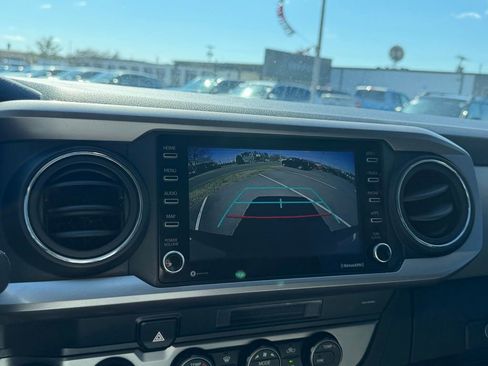 Used 2023 Toyota Tacoma SR5 AWD/4WD image 22
