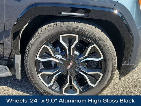 Used 2026 GMC Sierra EV Denali AWD/4WD image 9