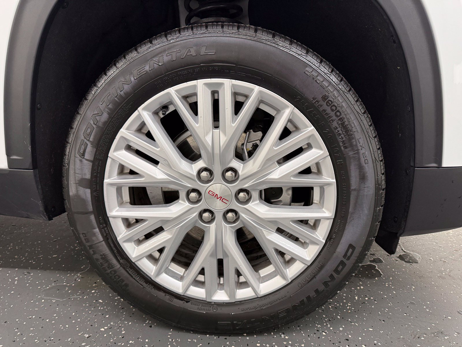 Used 2026 GMC Acadia Elevation w/ Elevation Premium Package FWD image 21