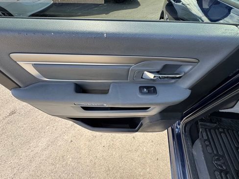 Used 2018 RAM 1500 Big Horn image 35