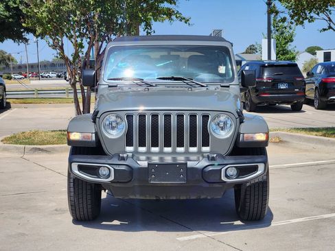 Used 2023 Jeep Wrangler Unlimited Sahara w/ Cold Weather Group AWD/4WD image 11