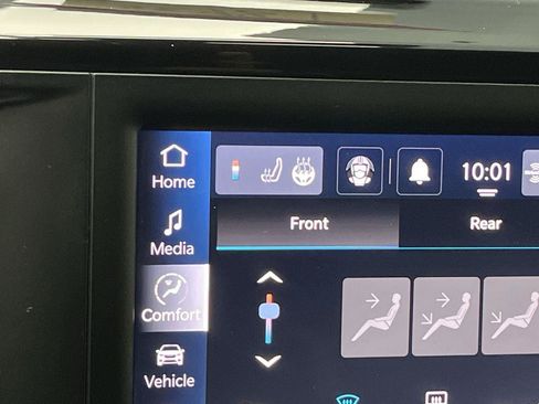 Used 2024 Chrysler Voyager LX FWD image 22