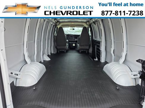 New 2026 Chevrolet Express 3500 Extended RWD image 13