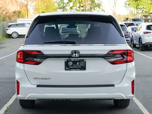 Used 2025 Honda Odyssey EX-L image 6