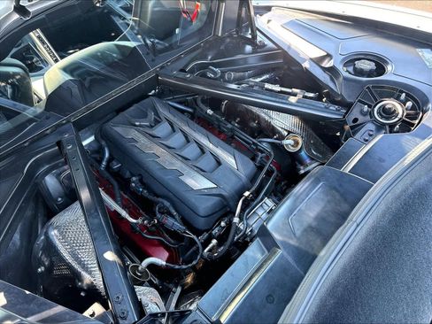 Used 2024 Chevrolet Corvette Stingray Preferred Cpe RWD image 29