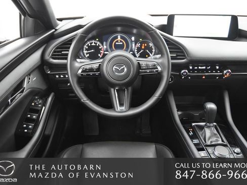 Used 2025 MAZDA MAZDA3 Hatchback w/Premium Plus Pkg image 26