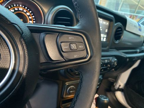 Used 2023 Jeep Wrangler Sport S image 21