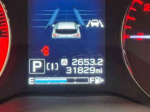 Used 2022 Subaru Impreza 2.0i Sport image 14