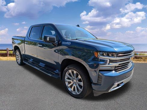 Used 2021 Chevrolet Silverado 1500 High Country w/ Technology Package AWD/4WD image 10