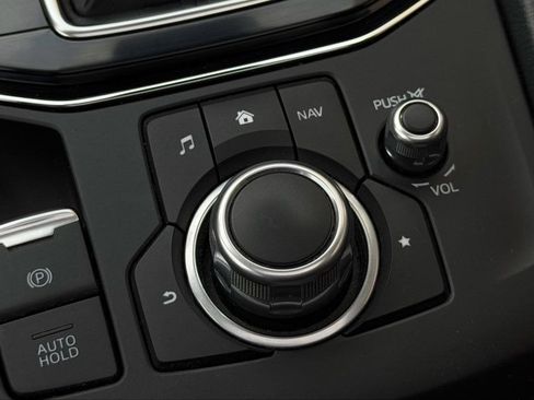 Used 2018 MAZDA CX-5 Touring w/ Preferred Equipment Package image 16