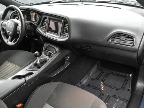 Used 2023 Dodge Challenger R/T w/ Blacktop Package image 33