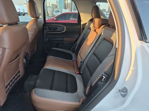 Used 2024 Ford Bronco Sport Outer Banks w/ Tech Package AWD/4WD image 8