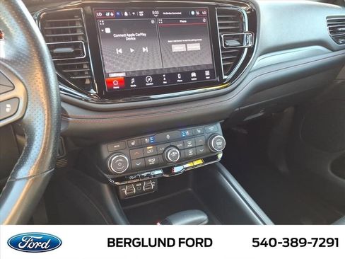 Used 2024 Dodge Durango GT AWD/4WD image 29