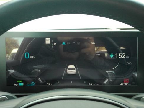 Used 2022 Hyundai Ioniq 5 Limited w/ Cargo Package AWD/4WD image 43