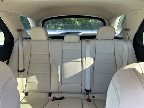 Used 2022 Mercedes-Benz GLE 350 4MATIC image 5