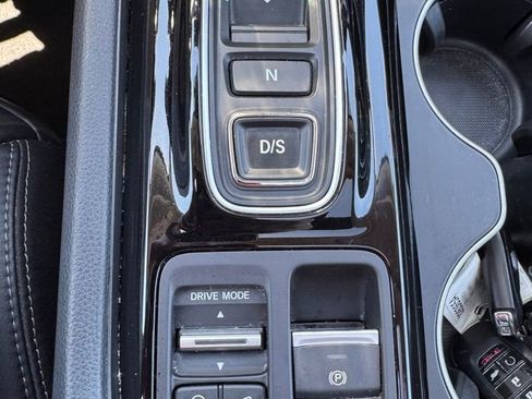 Used 2023 Honda Pilot Touring image 26
