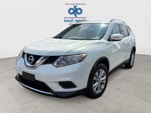 Used 2014 Nissan Rogue SV w/ SV Family Package AWD/4WD image 2