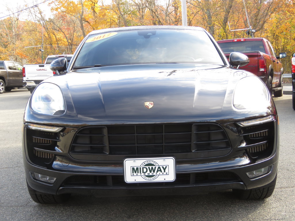 Used 2017 Porsche Macan GTS AWD/4WD image 2
