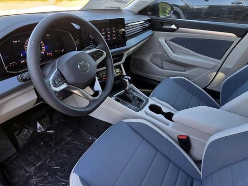 New 2026 Volkswagen Jetta SE image 25