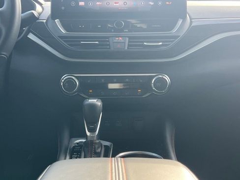 Used 2024 Nissan Altima 2.5 SR w/ SR Premium Package image 23