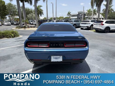 Used 2022 Dodge Challenger R/T RWD image 8